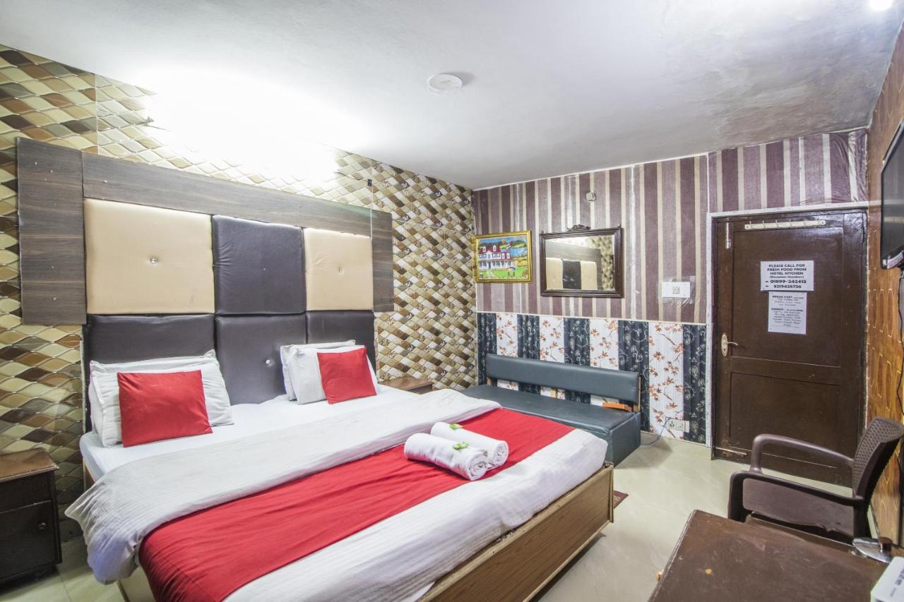 Holiday Plaza Hotel ดัลเฮาซี ภายนอก รูปภาพ